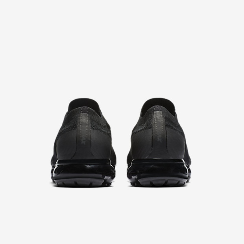 Nike air vapormax clearance flyknit moc triple black